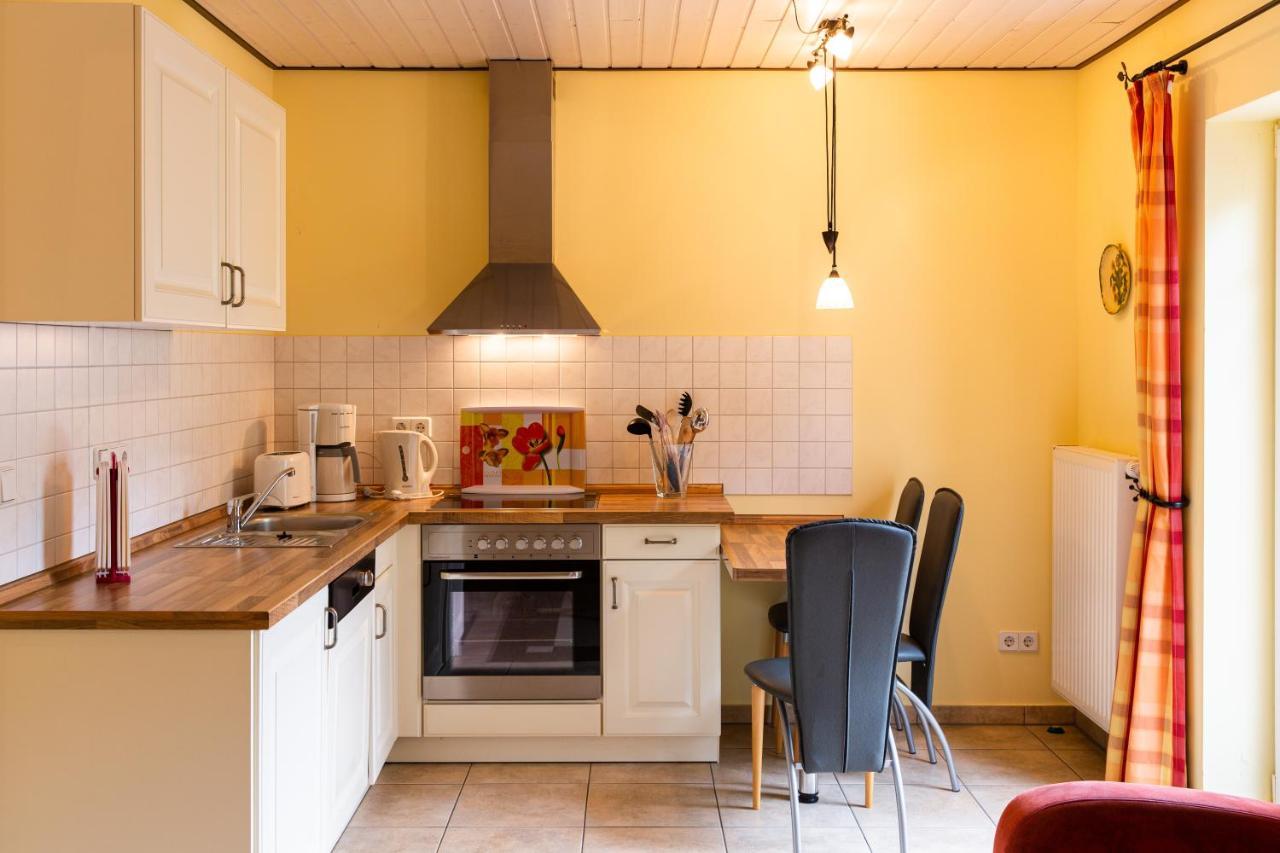 Eulenhof Ruegen Apartment พุทบัส ภายนอก รูปภาพ