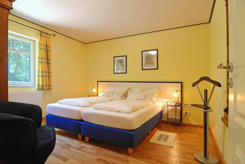 Eulenhof Ruegen Apartment พุทบัส ภายนอก รูปภาพ