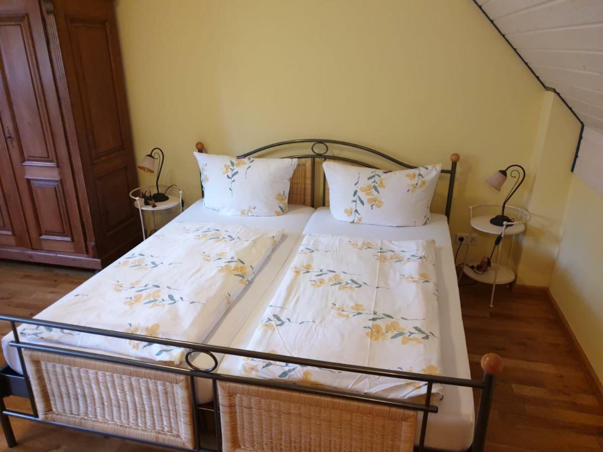 Eulenhof Ruegen Apartment พุทบัส ภายนอก รูปภาพ